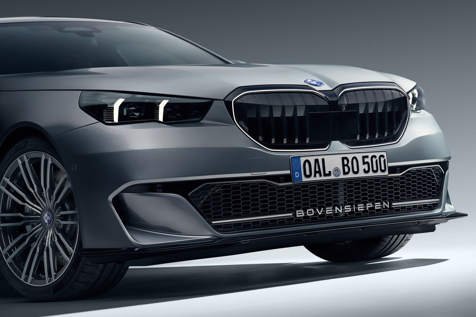 Former Ferrari, McLaren designer puts the BMW M5 in a tuxedo post image