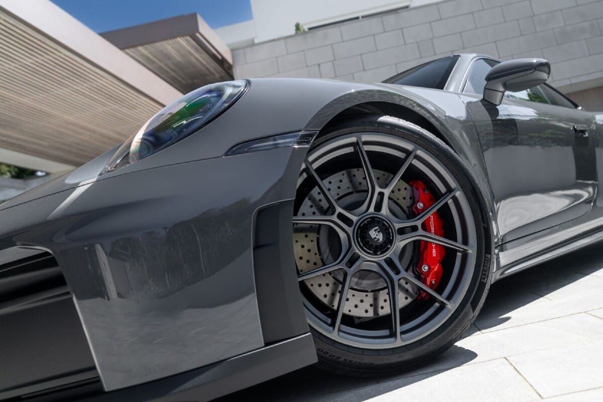 Porsche 911 won’t go electric any time soon post image