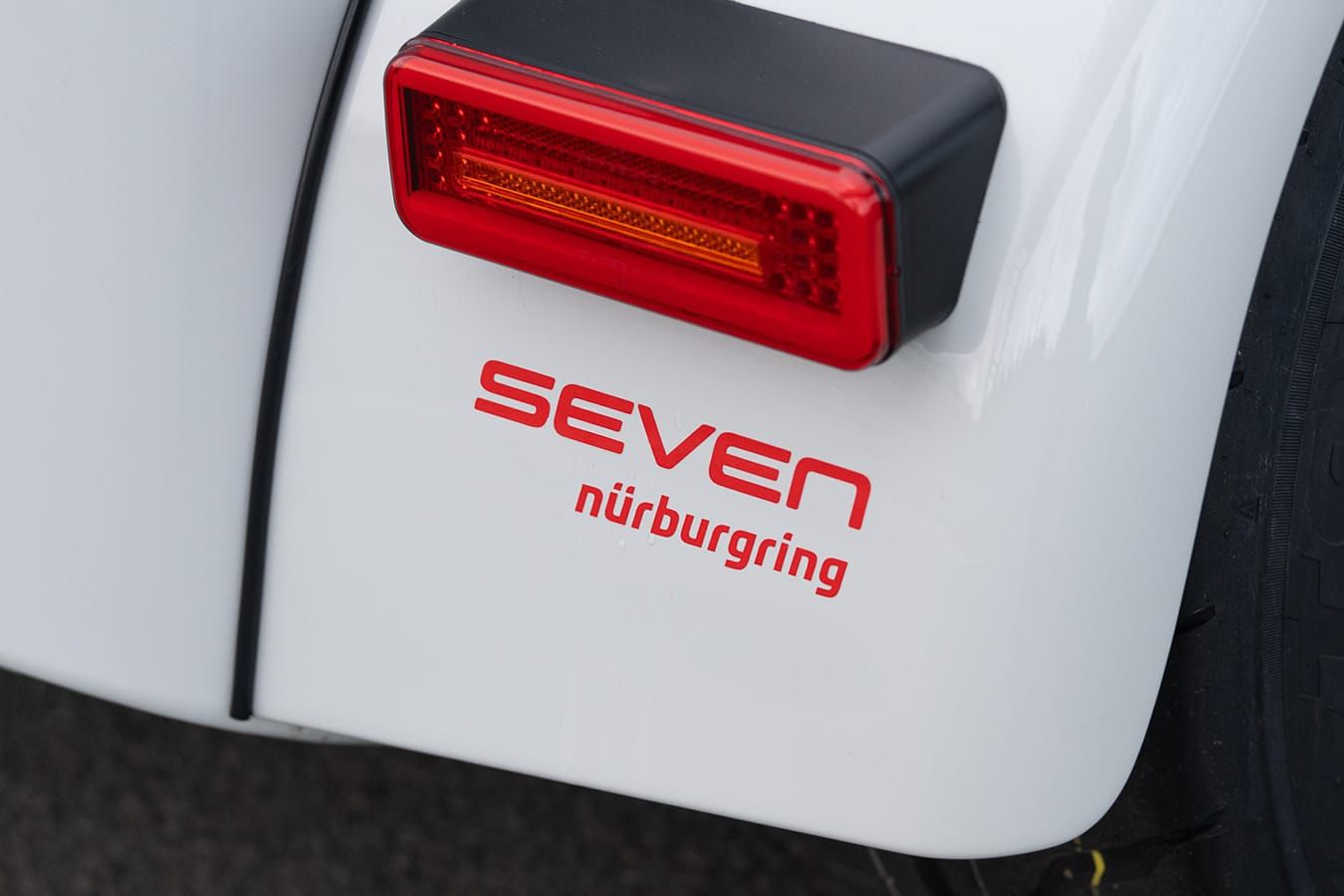 Former F1 brand Caterham pays tribute to the Nürburgring post image