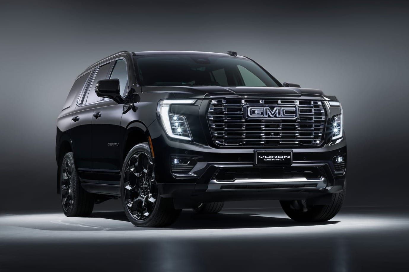 GM’s V8 SUV gets blacked out with new package post image
