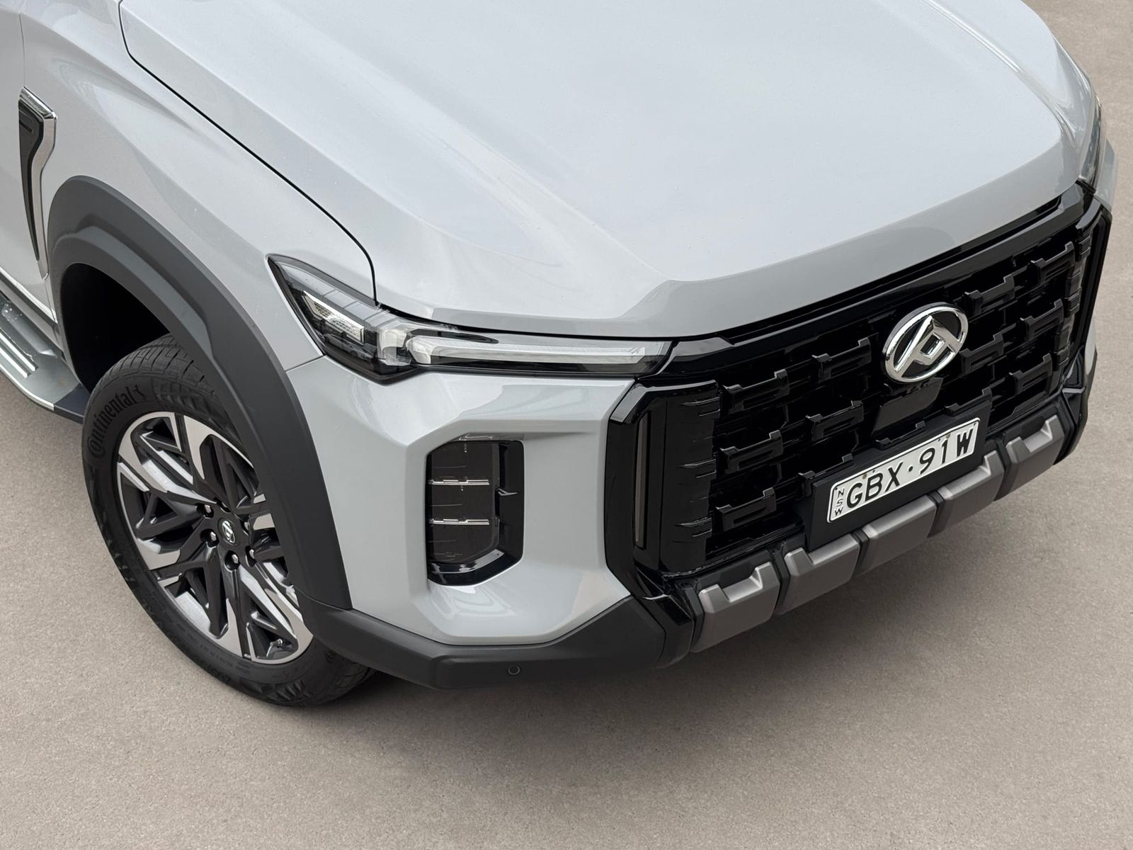 The LDV D90 Luxe