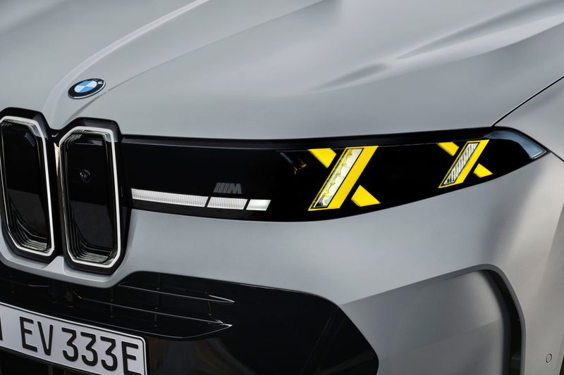 BMW X5 not moving away from V8 engines just yet post image