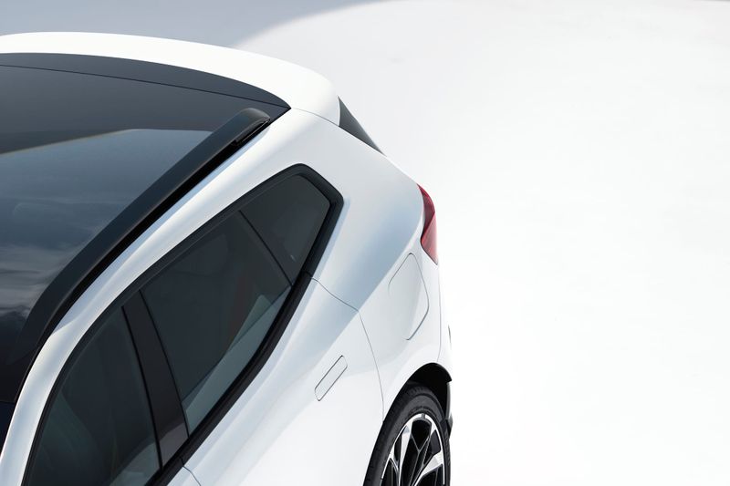 Can removing this controversial feature keep Polestar alive? post image