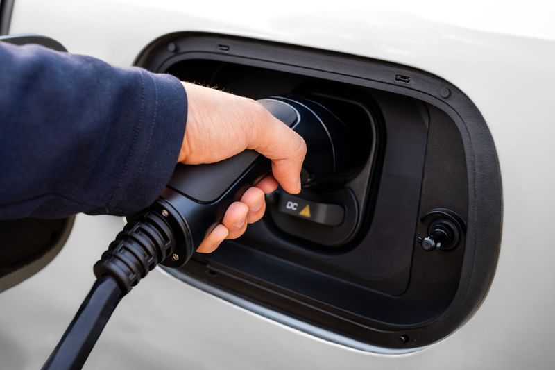 Australia’s latest plug-in hybrid ute detailed post image