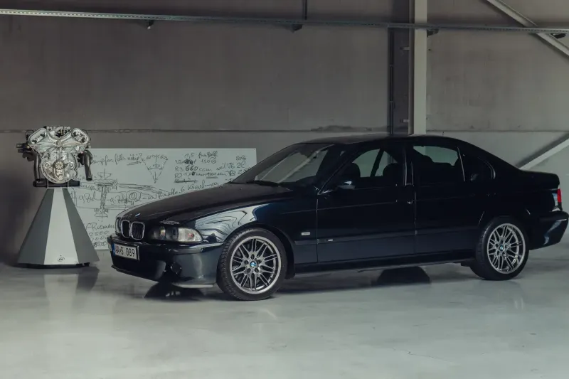 One-of-one W10-powered BMW M5 heading to auction post image