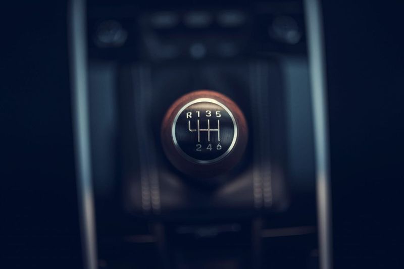 Porsche could be the next brand to ‘fake’ manual transmissions post image