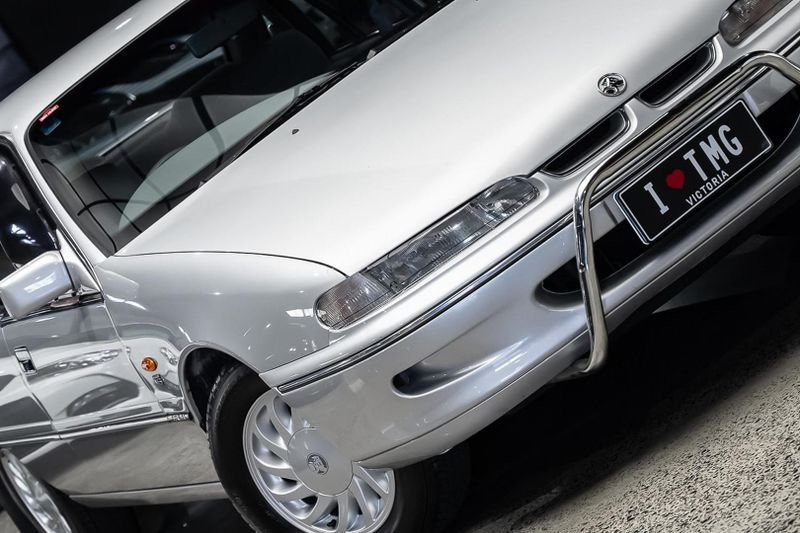 Rare, low-kilometre Holden Commodore VS up for sale post image