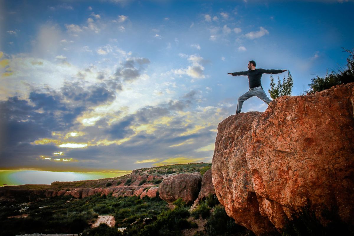 Yoga à la source de l'Infernet à Vitrolles