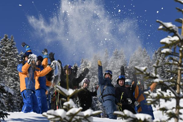 Snow Shoe Hiking as an Event