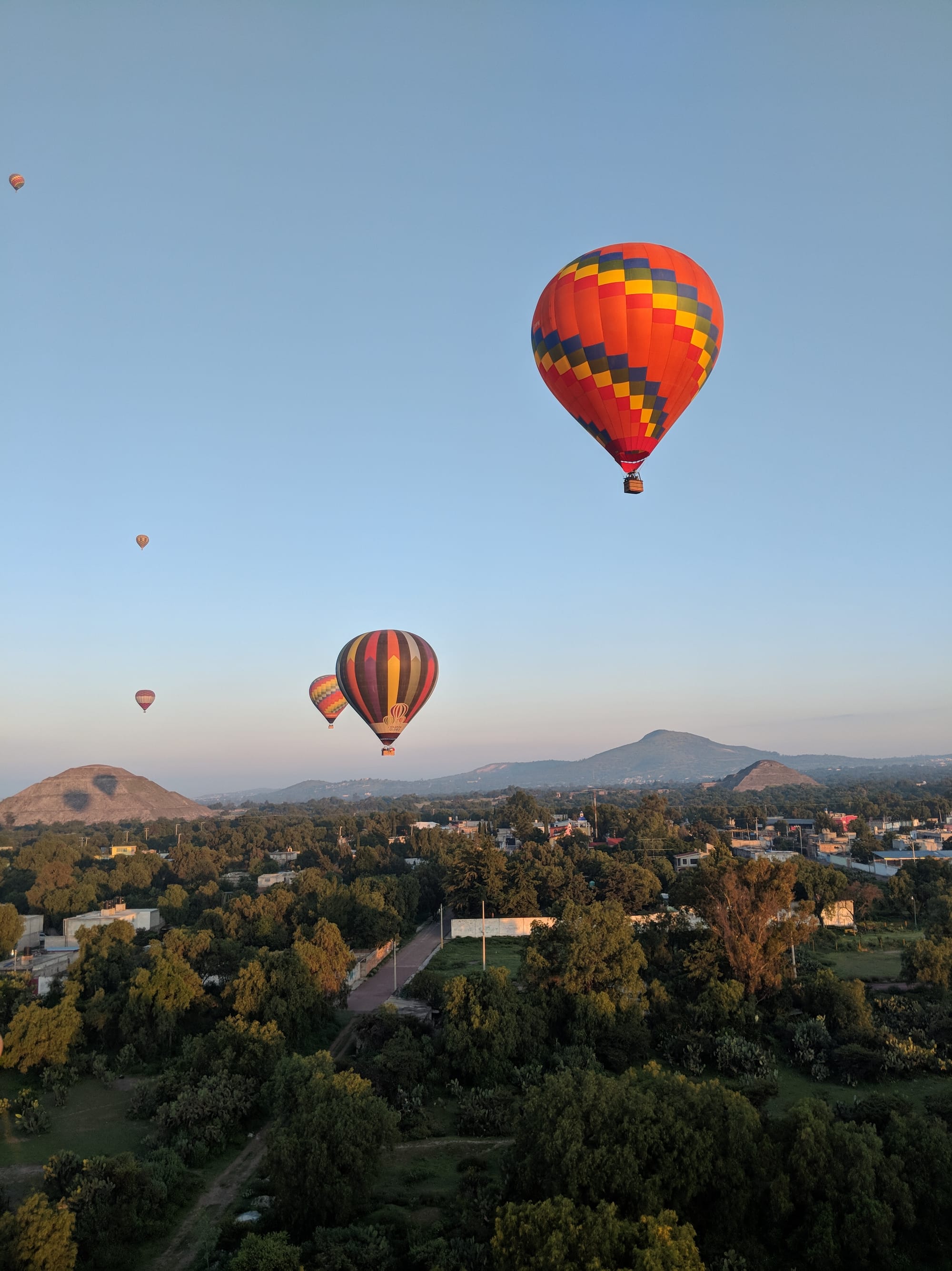 Sunrise hot air balloon ride over the pyramids near Teotihuacán, outside Mexico City