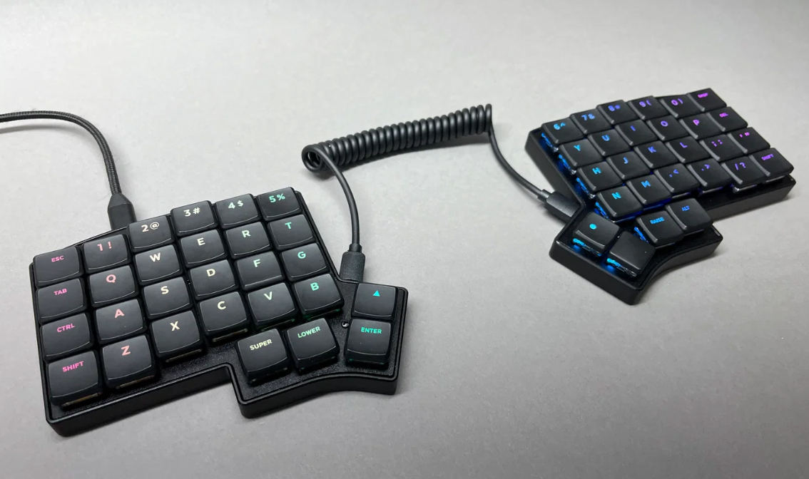 Iris CE vs Glove80: What low-profile is best for me?