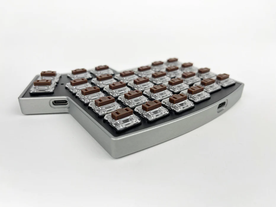 Countdown to the Iris CE Drop! 3 Ways Low Profile Keyboards Preserve Dexterity