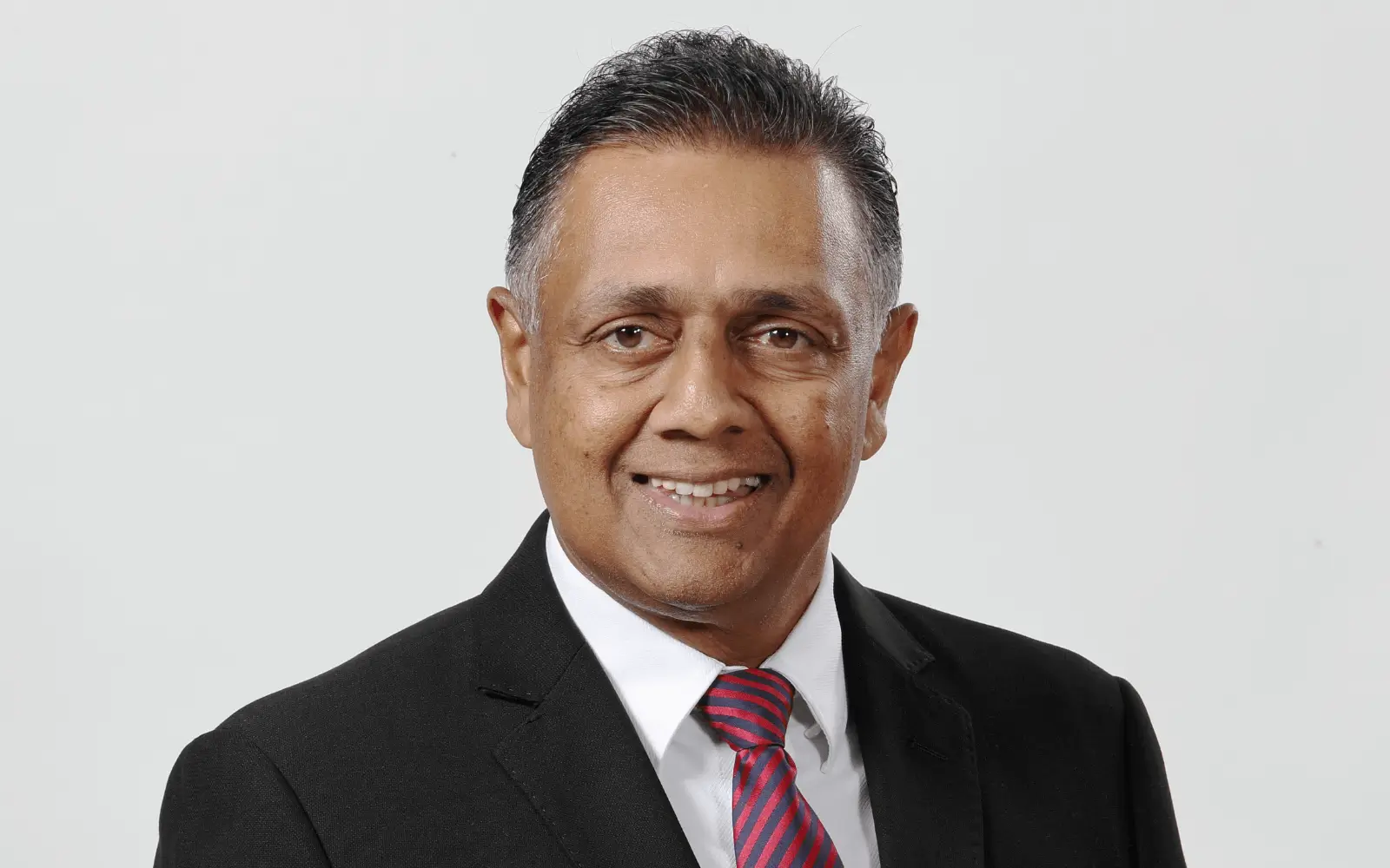 DFCC Bank Completes Acquisition of Standard Chartered Sri Lanka’s Wealth and Retail Banking Business