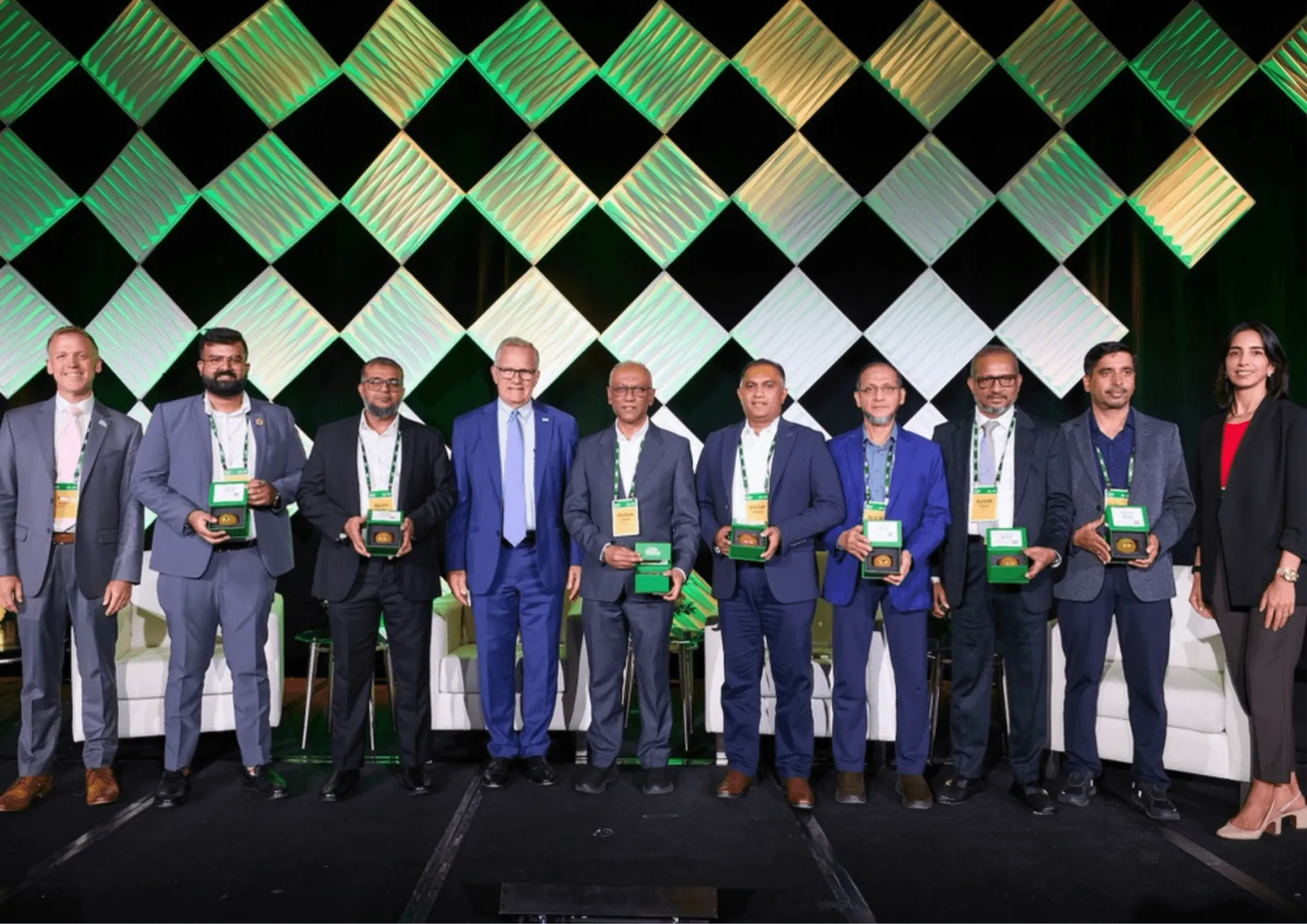 Sri Lankan Poultry Producers Honoured as Global Sustainability Leaders at Soy Connext 2026