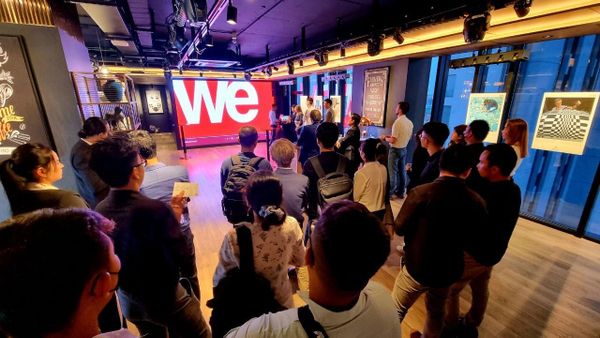 Light On - Made in Italy