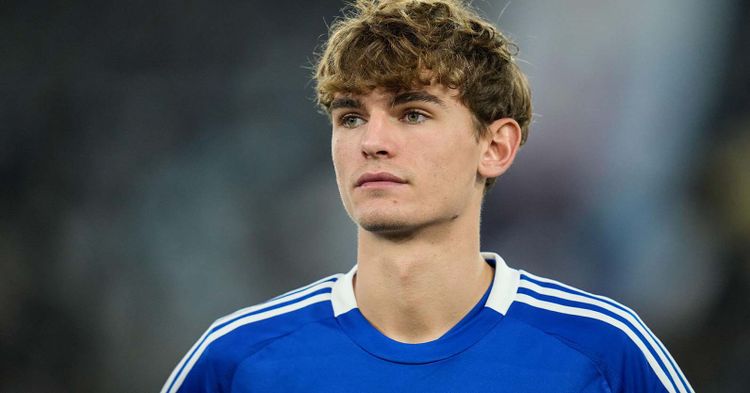 The best attacking midfielders to sign on FC 26 Career Mode