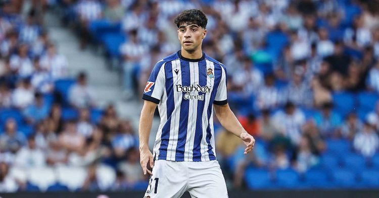 The best centre-backs to sign in FC 26 Career Mode