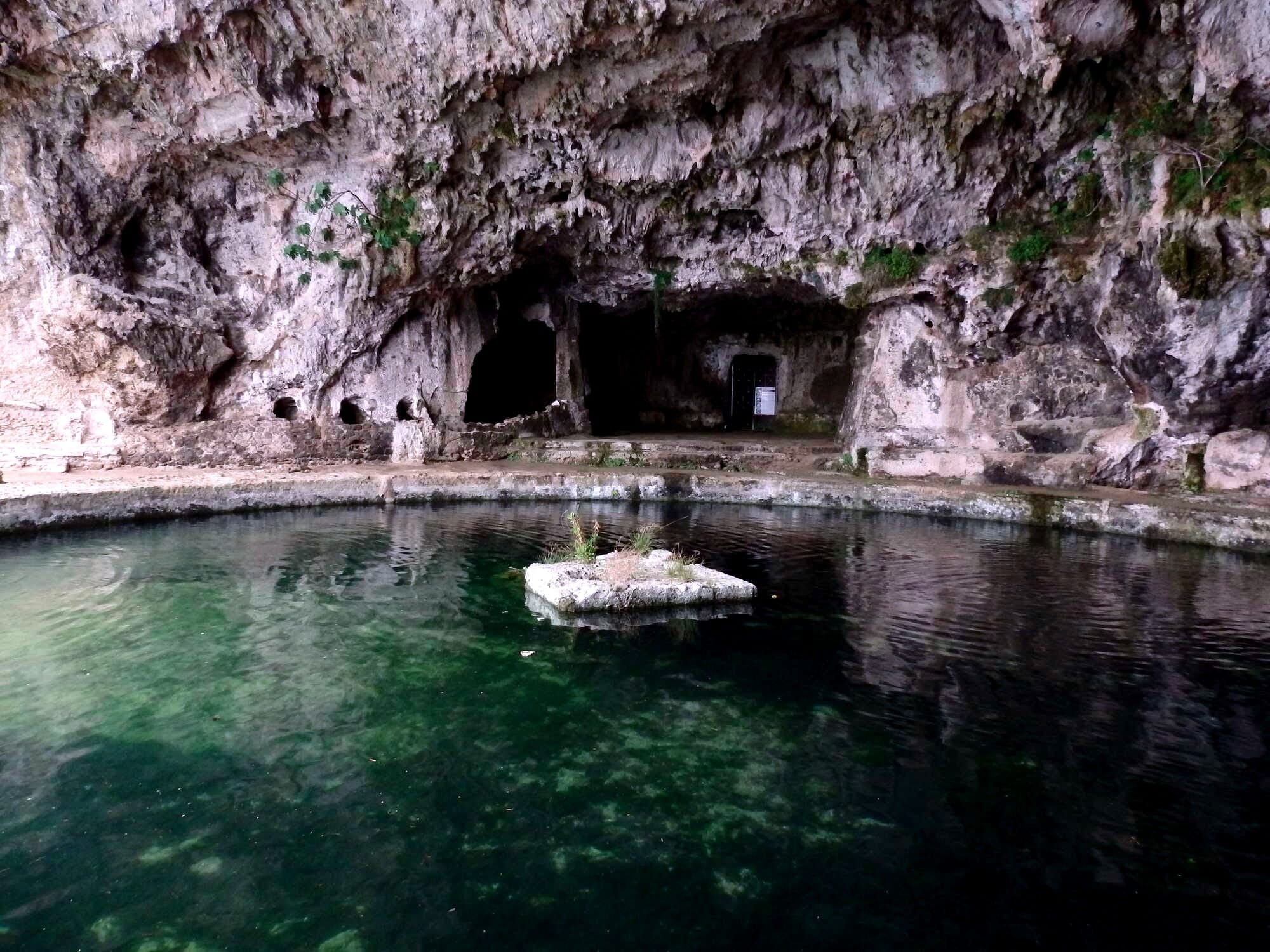 Lazio - Sperlonga - Grotta di Tiberio - Central part of the interior of the cave and the large piscinae of the villa of the Emperor.