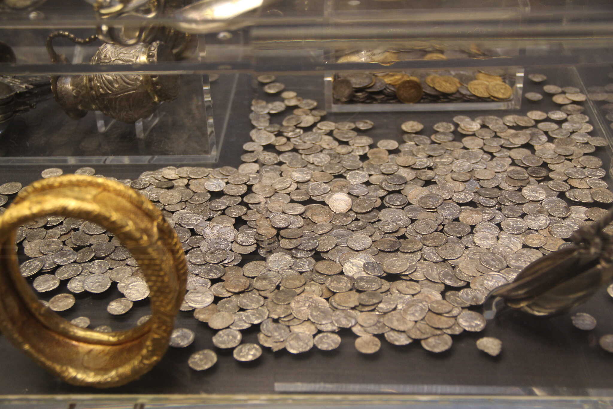 The Hoxne Treasure, in Roman Britain