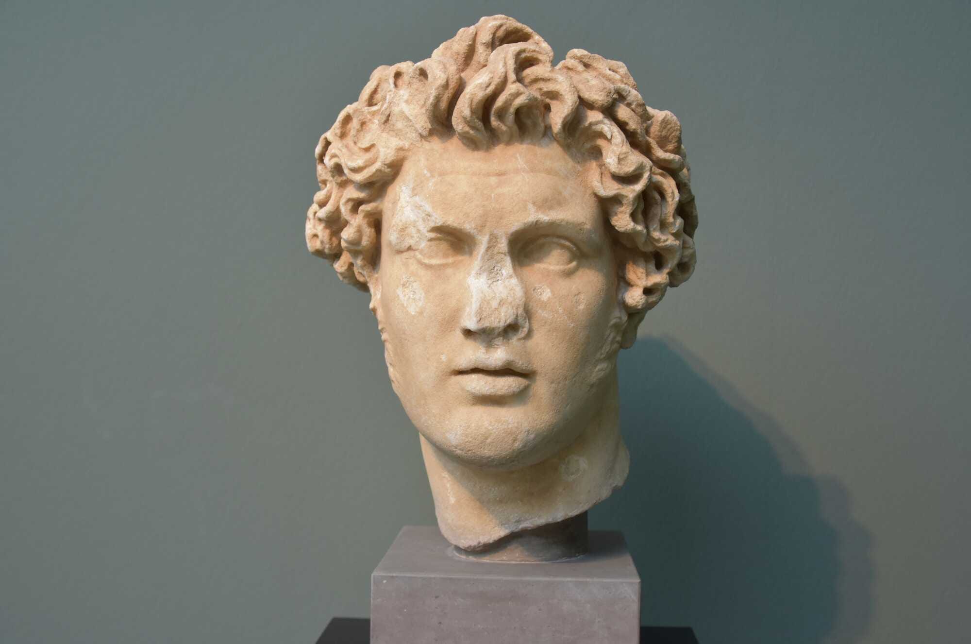 Pyrrhus, king of Epirus, Roman copy of Greek original, Ny Carlsberg Glyptotek, Copenhagen