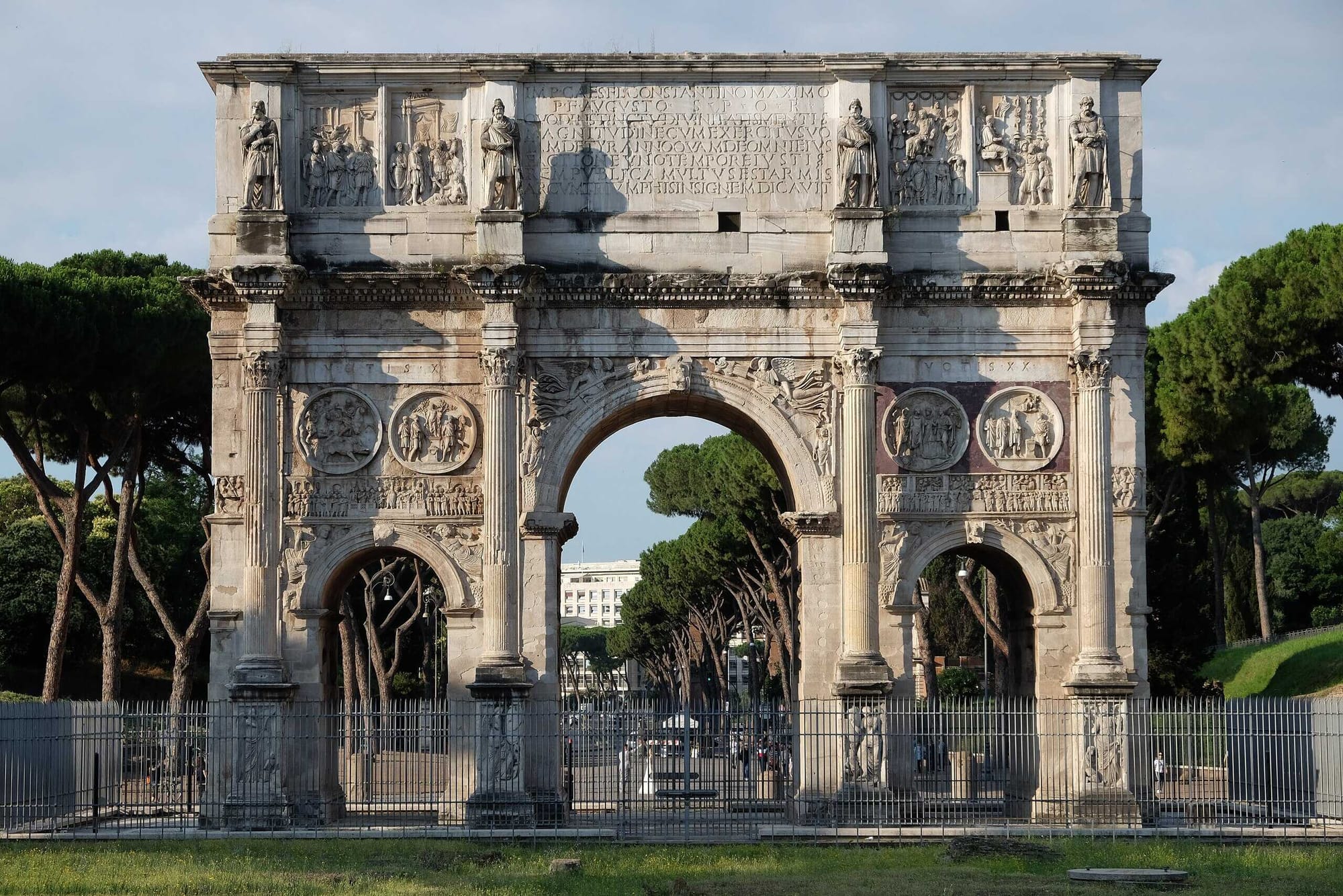 Arch of Constantine, Rome