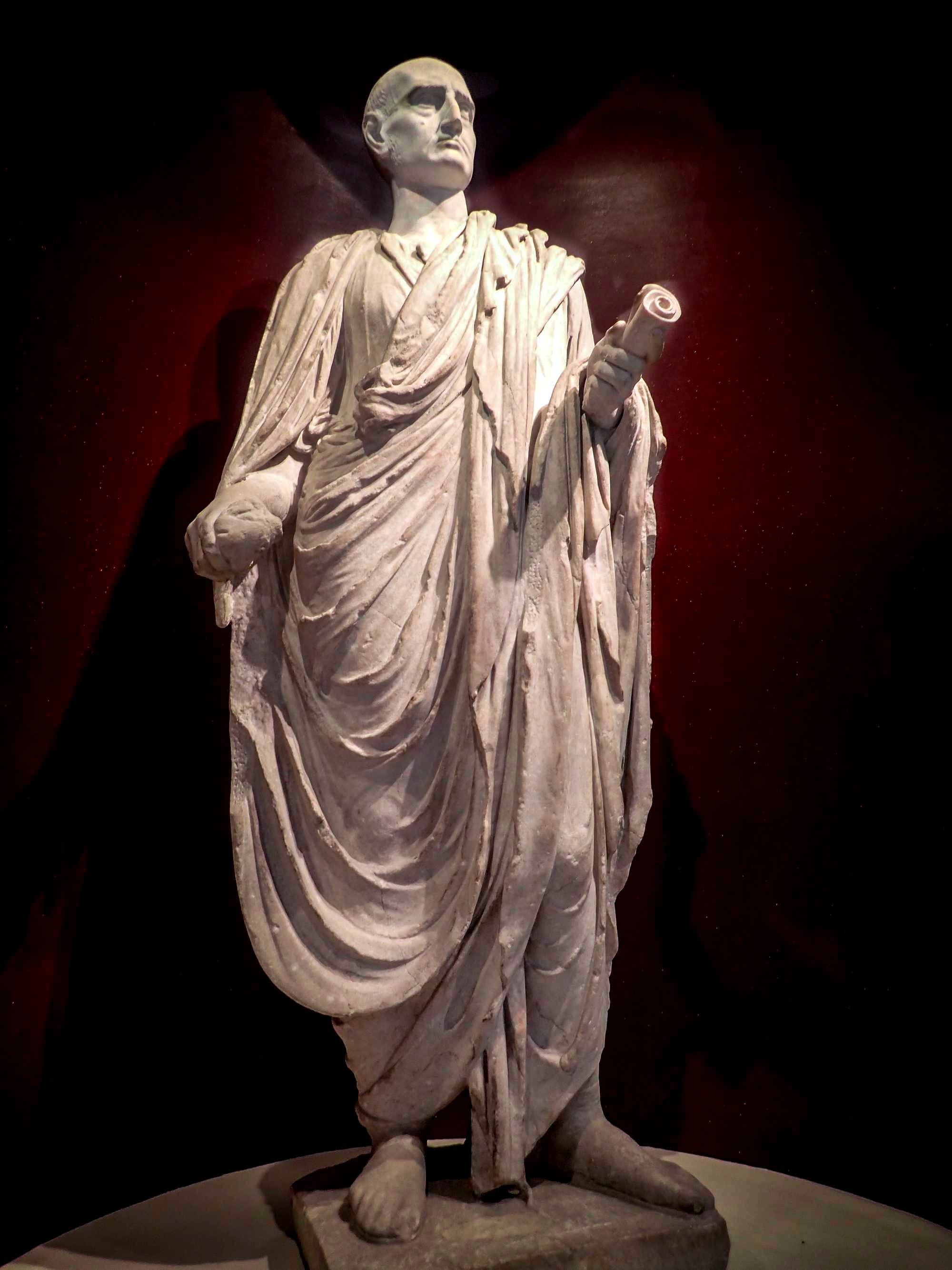  So-called Cicero excavated by the Earl of Arundel in Rome between 1613 and 1614. The wart on the right cheek was added during restorations in the 1700s. One of the "Arundel Marbles" photographed at the Ashmolean Museum in Oxford, England.