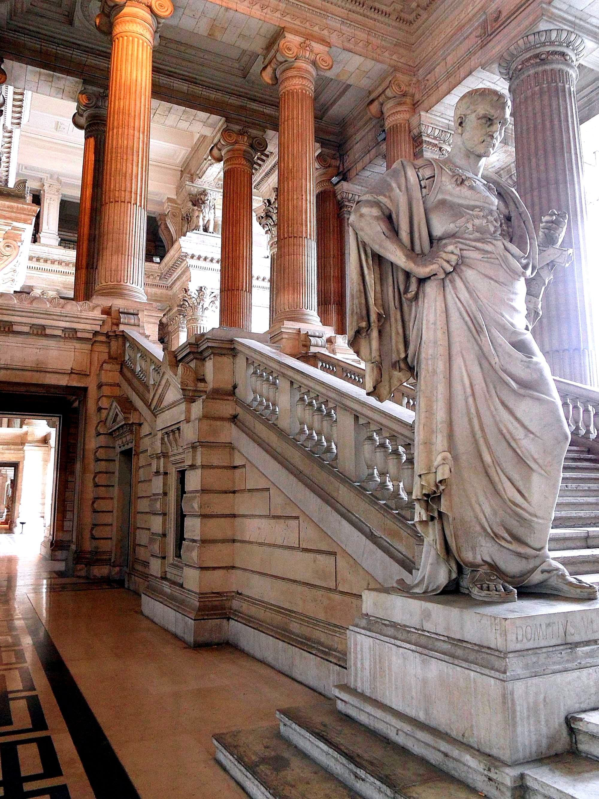  Brussels: Palais de Justice, grand staircase, southern ascent, flanked by statue of Domitian Ulpianus (aka Ulpian)