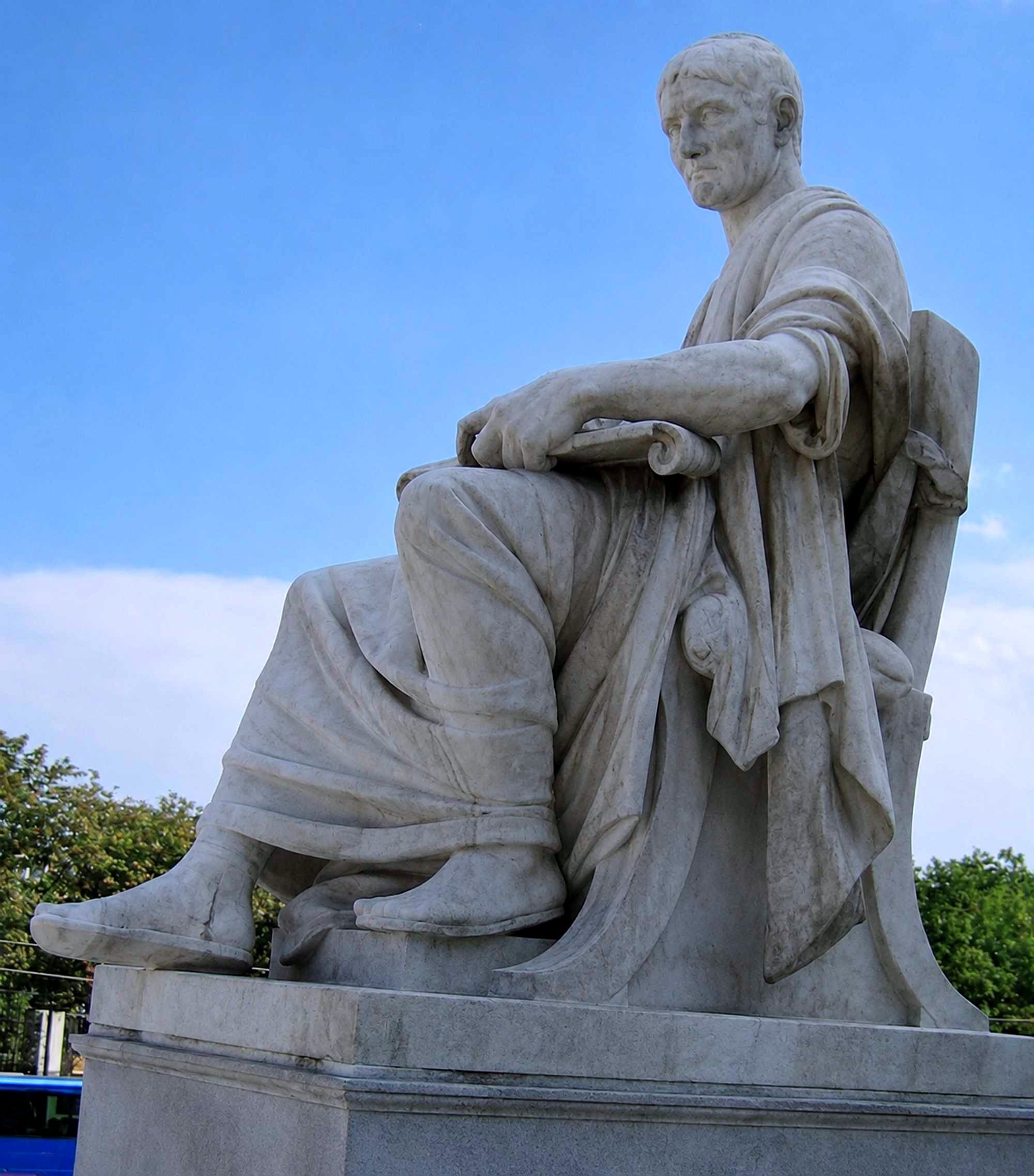 Sallust statue on the right ramp of the Parliament: Roman side, 2007