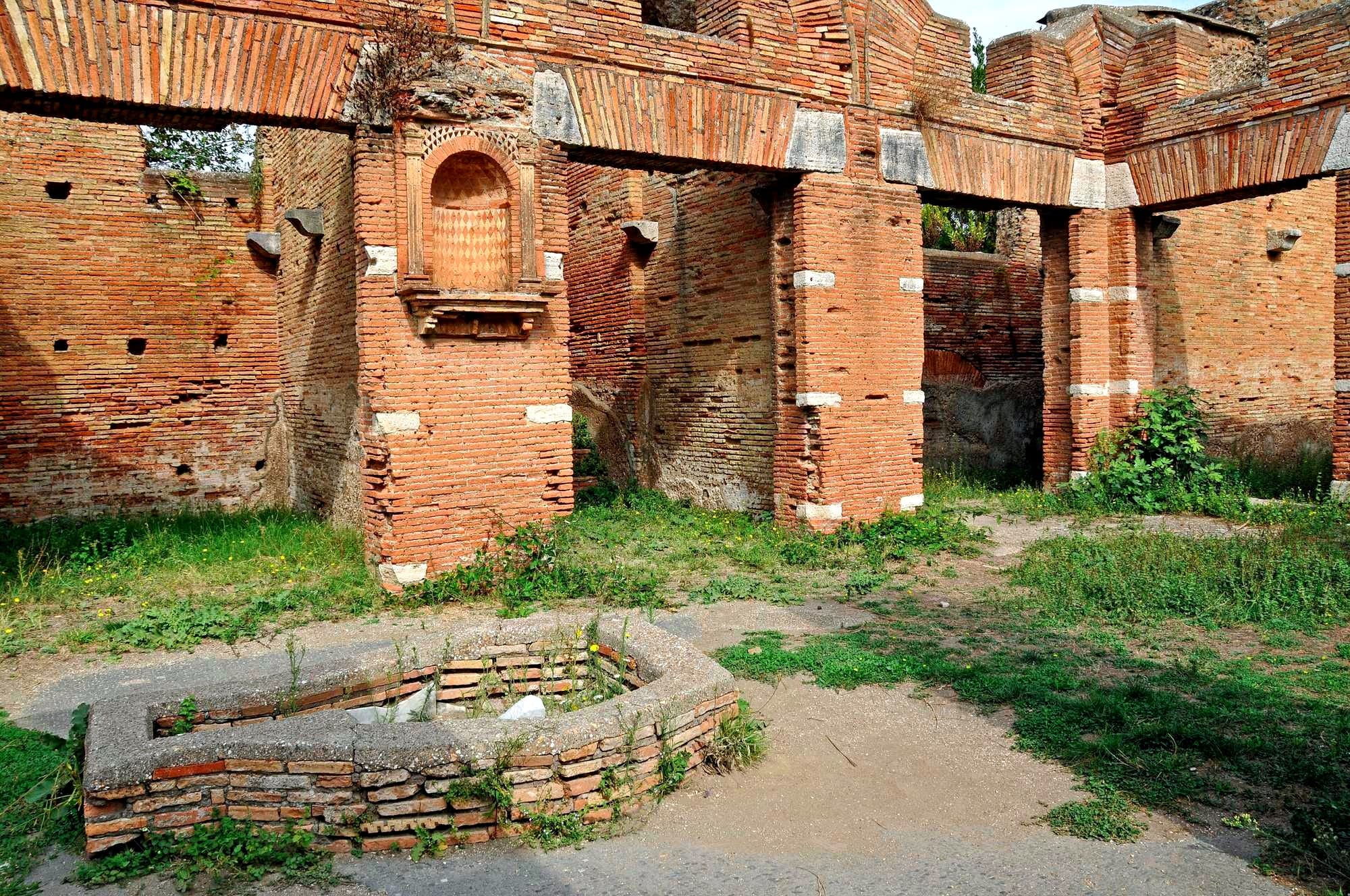 The House of the Lararium was built in brick aound120 A.D