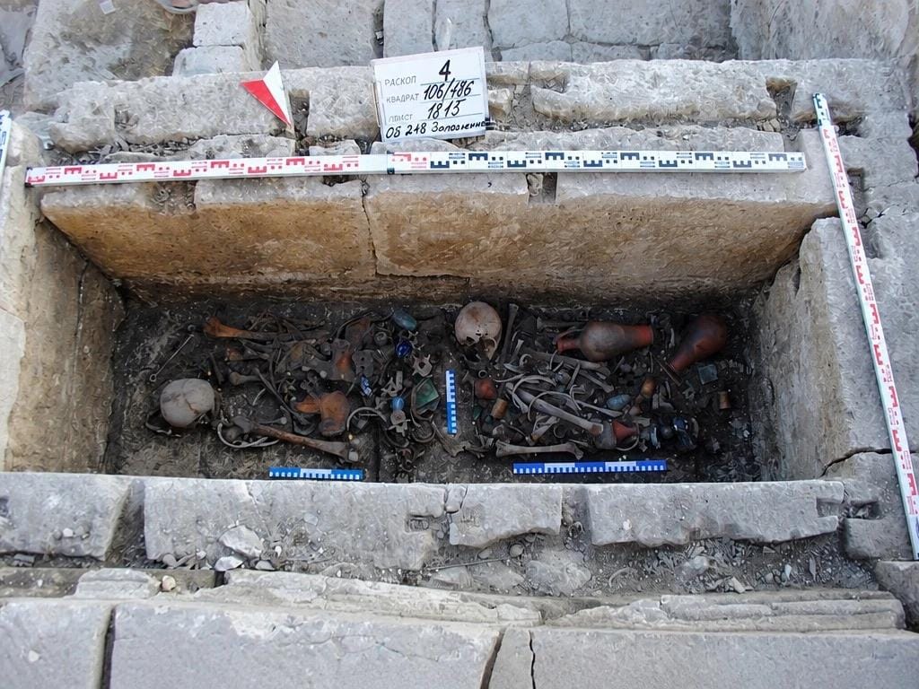 General view of the Roman tomb of Chersonesus after opening