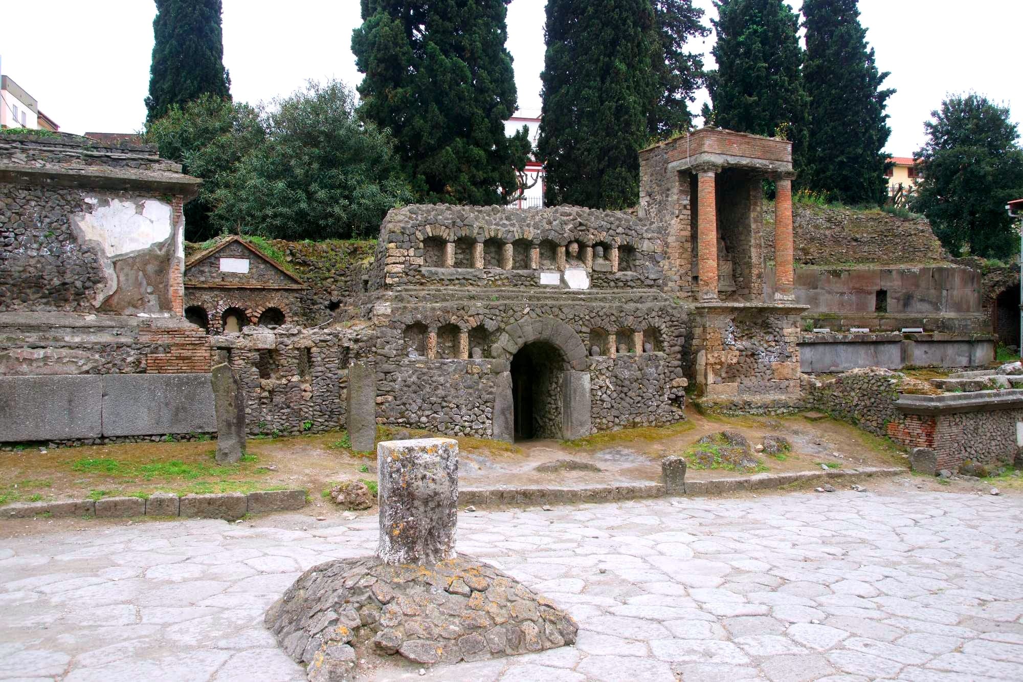 Pompeji: Necropoli di Porta nocera