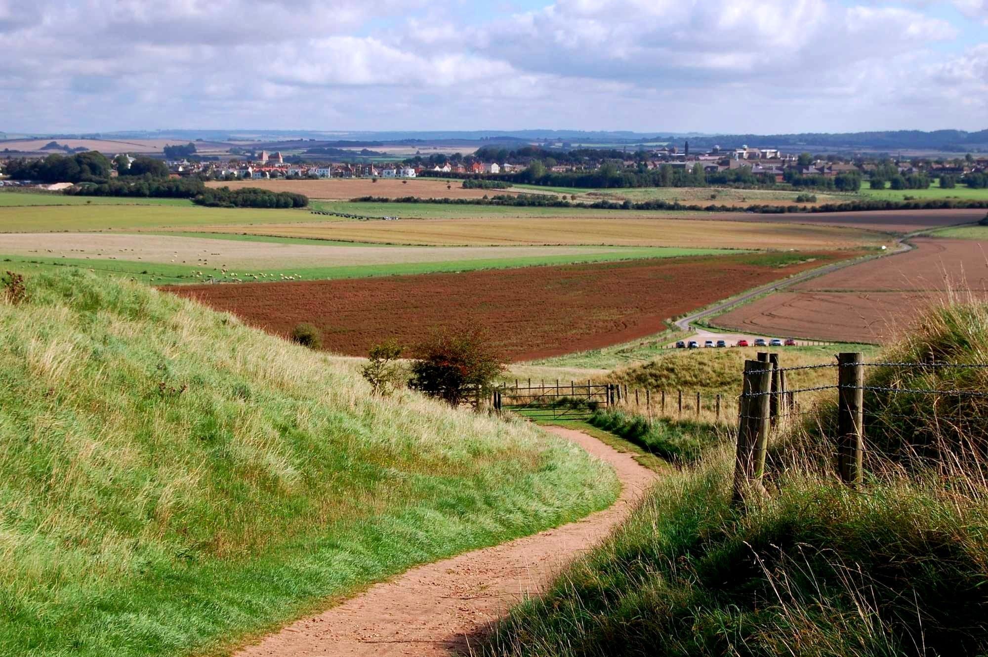 Did the Romans Really Massacre the Defenders of Maiden Castle?