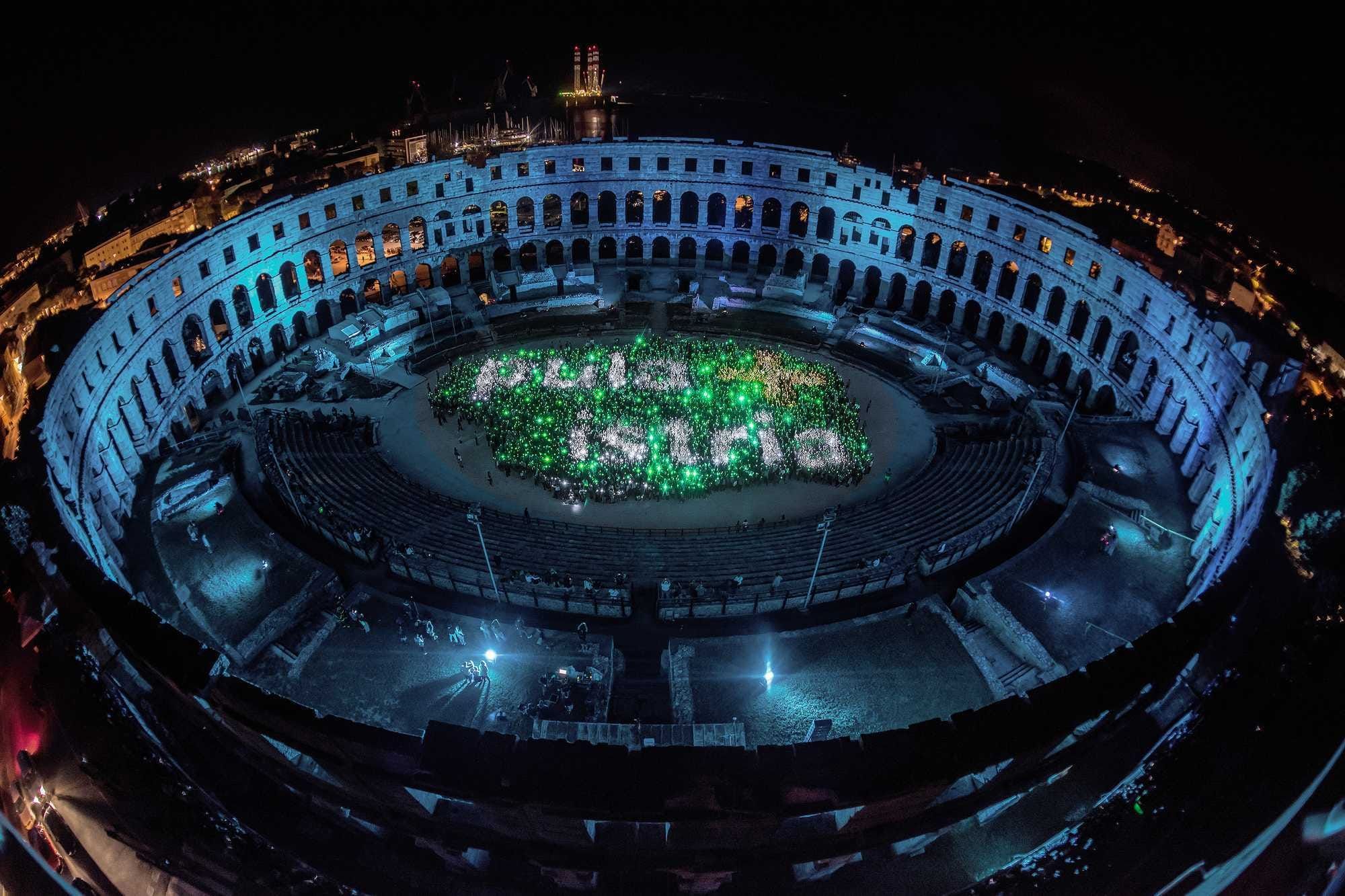 Video: Pula’s Roman City Becomes a Stage for Light Art