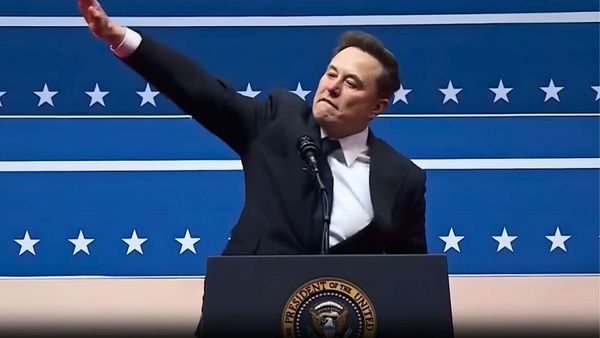 Elon Musk using a Salute that resembled the Nazi salute or Roman salute towards the crowd of Donald Trump's inauguration