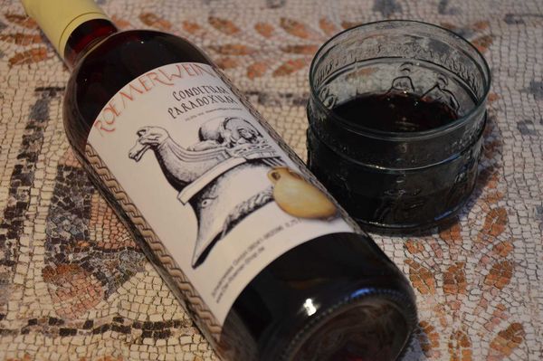 Conditum paradoxum - Ancient red wine from Apicius.