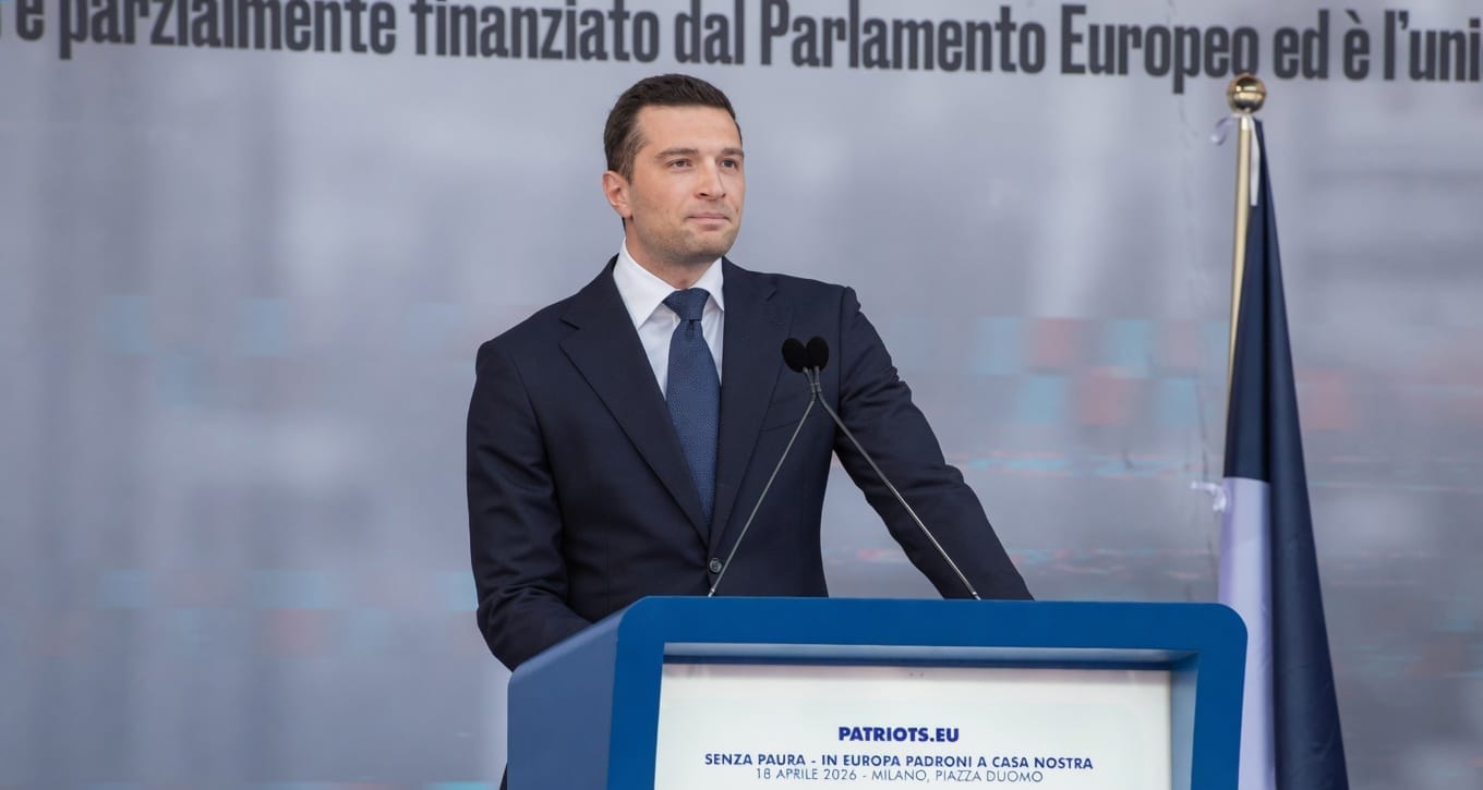 Jordan Bardella, l'homme qui promet l'Élysée depuis Milan