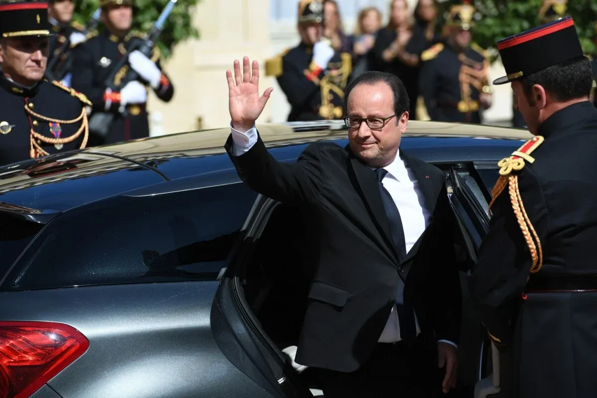 Le livre noir de François Hollande : le quinquennat 2012-2017 relu pièce par pièce