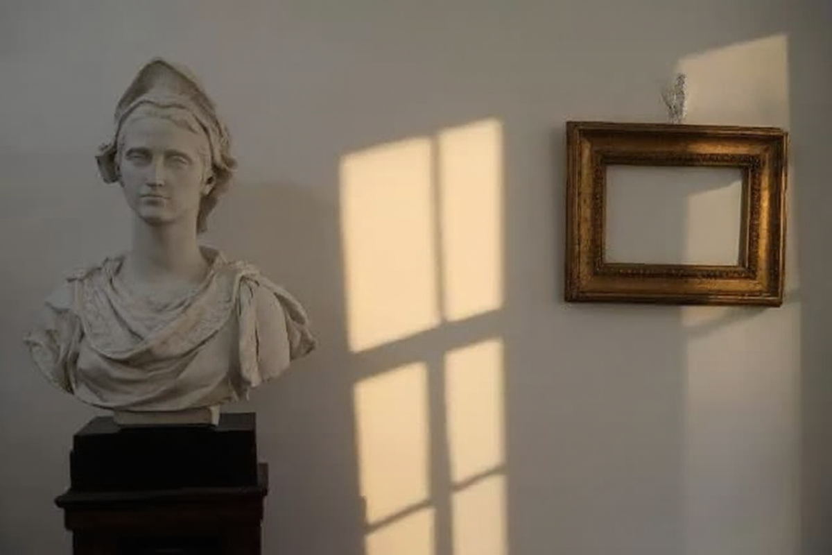 Macron est haï... Mais a-t-il vraiment le pouvoir qu'on lui prête ?