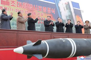Par peur d’un “scénario iranien”, Kim Jong Un constitutionnalise la riposte atomique