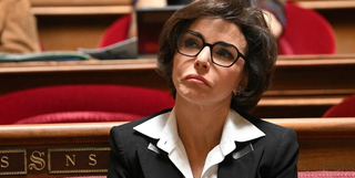 Dati entendue dans une affaire de surveillance clandestine
