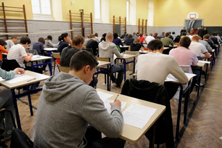 Bac 2026 : l'État redécouvre l'exigence, vingt ans trop tard