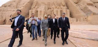 Influence conjugale à l’Élysée : Macron voulait un référendum. Brigitte a dit non