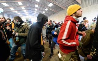 Loi Ripost : la prison ferme pour ceux qui dansent sans permission