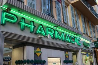Comment la loi Ripost va criminaliser la distribution d'ivermectine ou d'hydroxychloroquine