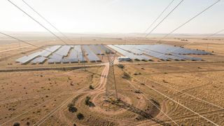 Le nucléaire à 60 €/MWh, le photovoltaïque subventionné à 266 € : ce que documente la Cour des comptes