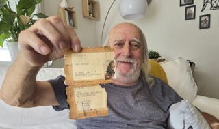 À 80 ans, l'État lui demande de prouver qu'il est français pour renouveler sa carte d'identité