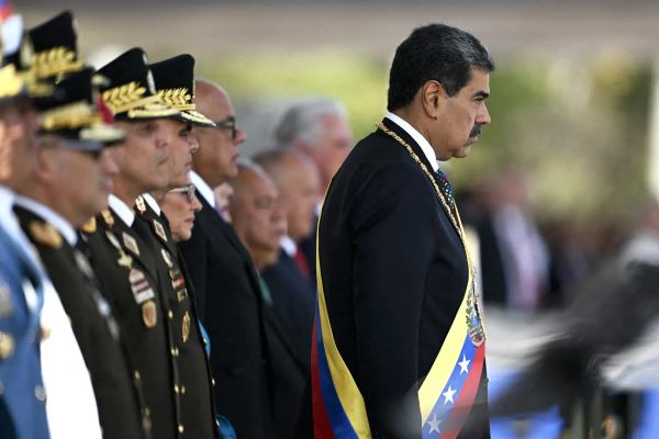 De Mossadegh à Maduro : une brève histoire des opérations secrètes de la CIA, par Thibault de Varenne