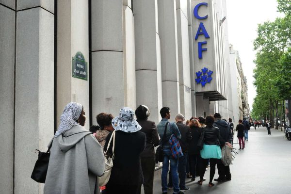 Six millions d’étrangers en France: une diversité grandissante mais une intégration en panne