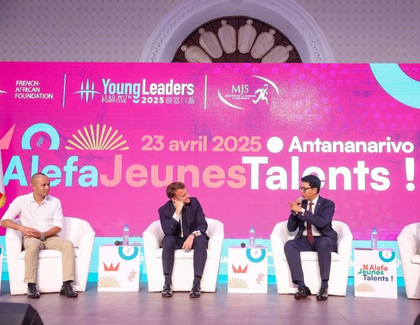 Crise à Madagascar : Rajoelina acculé, Macron en arbitre caché