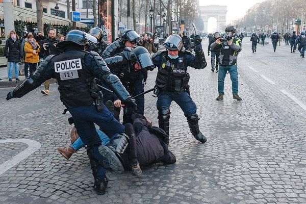 Maroc, Népal, Madagascar : la Gen Z se révolte contre la caste - et la France ?